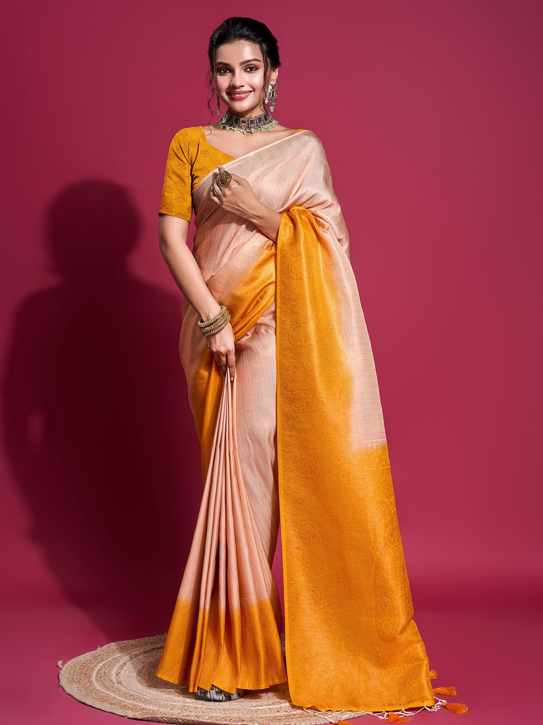 

Mitera Woven Design Zari Silk Blend Kanjeevaram Saree, Peach