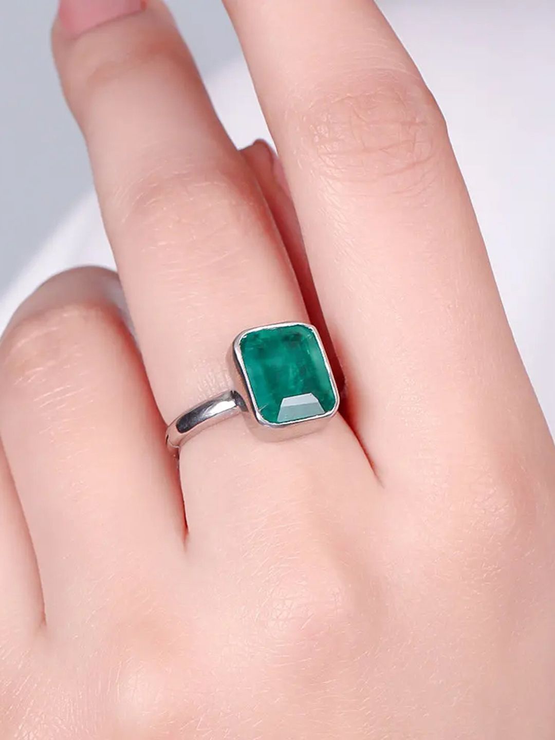 

Unniyarcha 925 Sterling Silver Stone-Studded Finger Rin