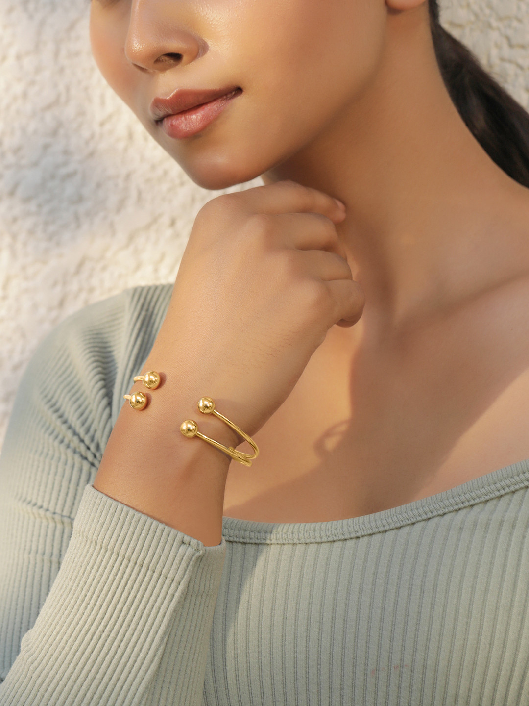 

Rubans Voguish 18K Gold-Plated Stainless-Steel Tarnish-Free Waterproof Cuff Bracelet