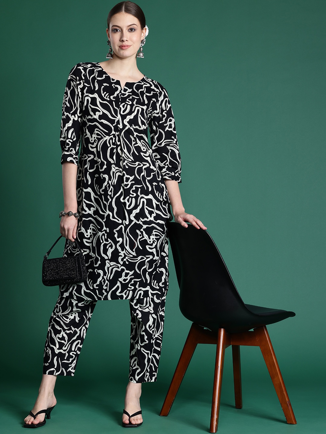 

Indo Era Women Printed Pure Cotton Ethnic Co-Ords Set, Black
