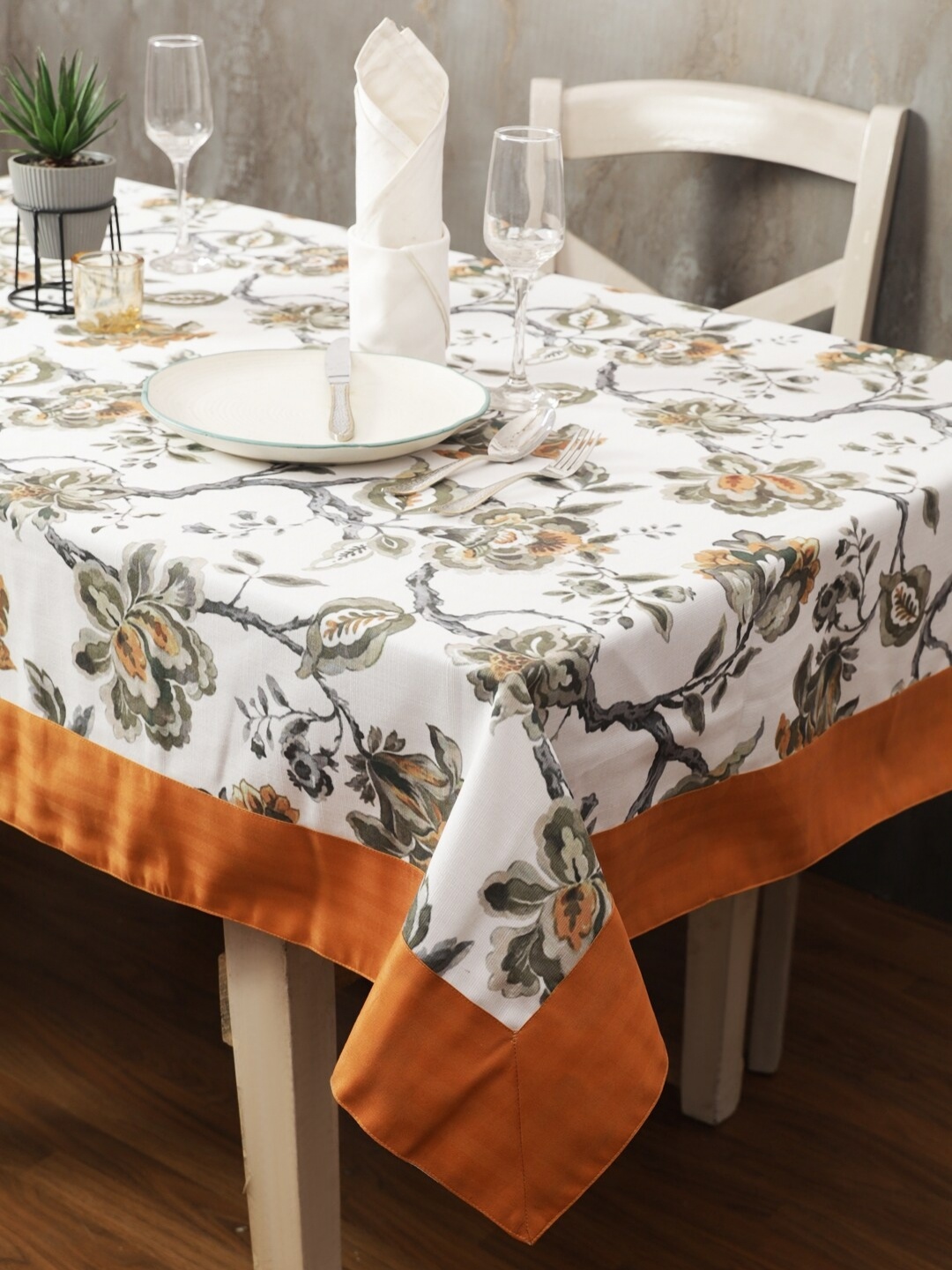 

Soumya Orange Floral Printed 6-Seater Table Cover