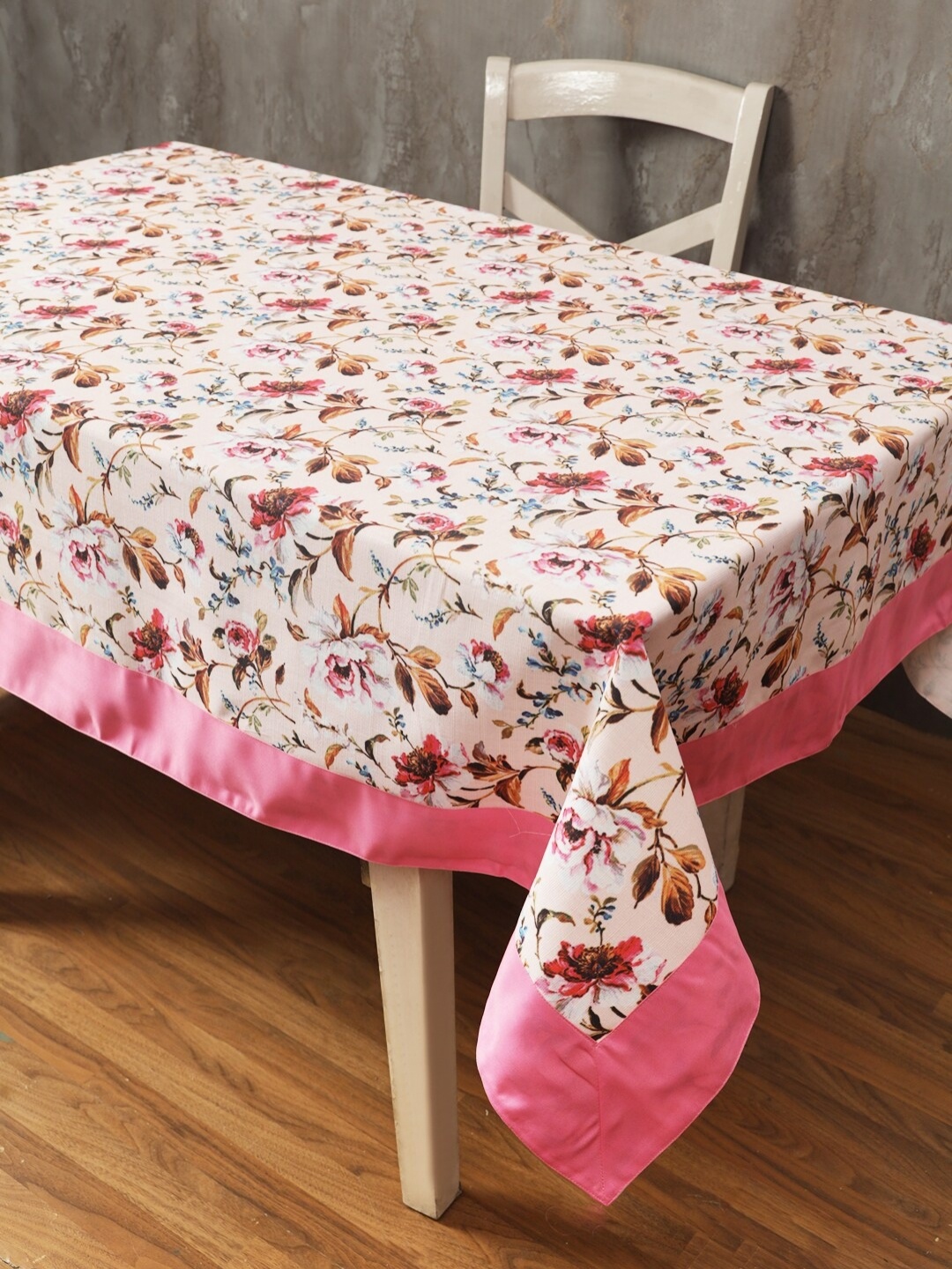 

Soumya Pink Floral Printed 6-Seater Table Cover