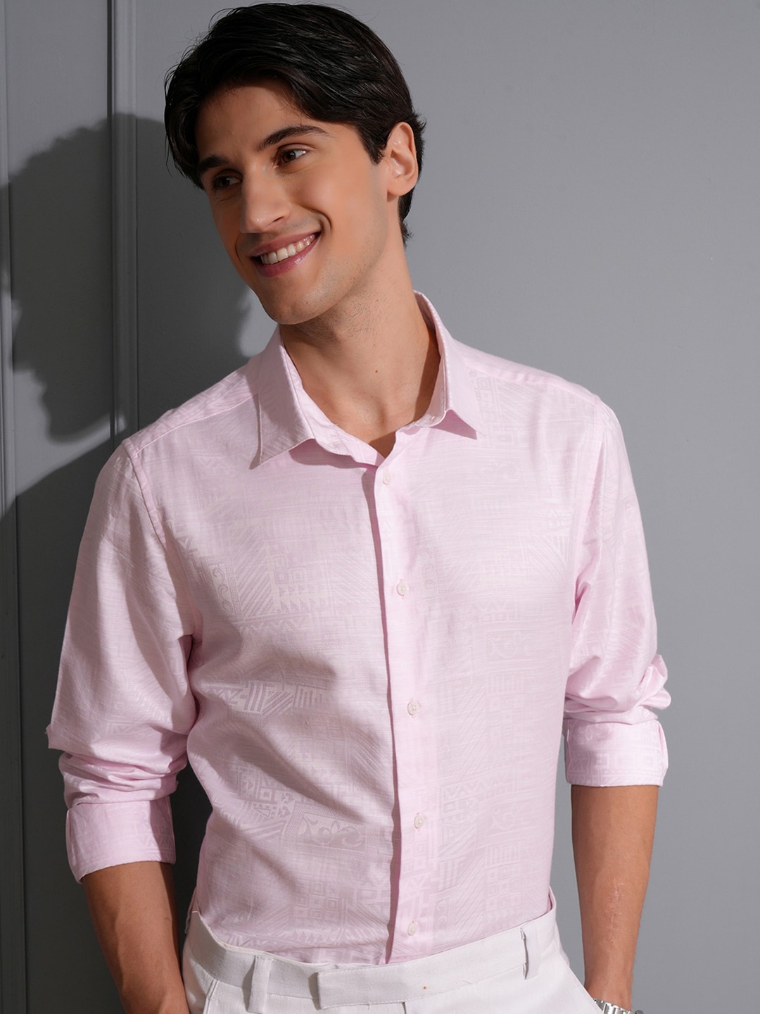 

LOCOMOTIVE Men Premium Jacquard Textured Occasion Shirt, Pink