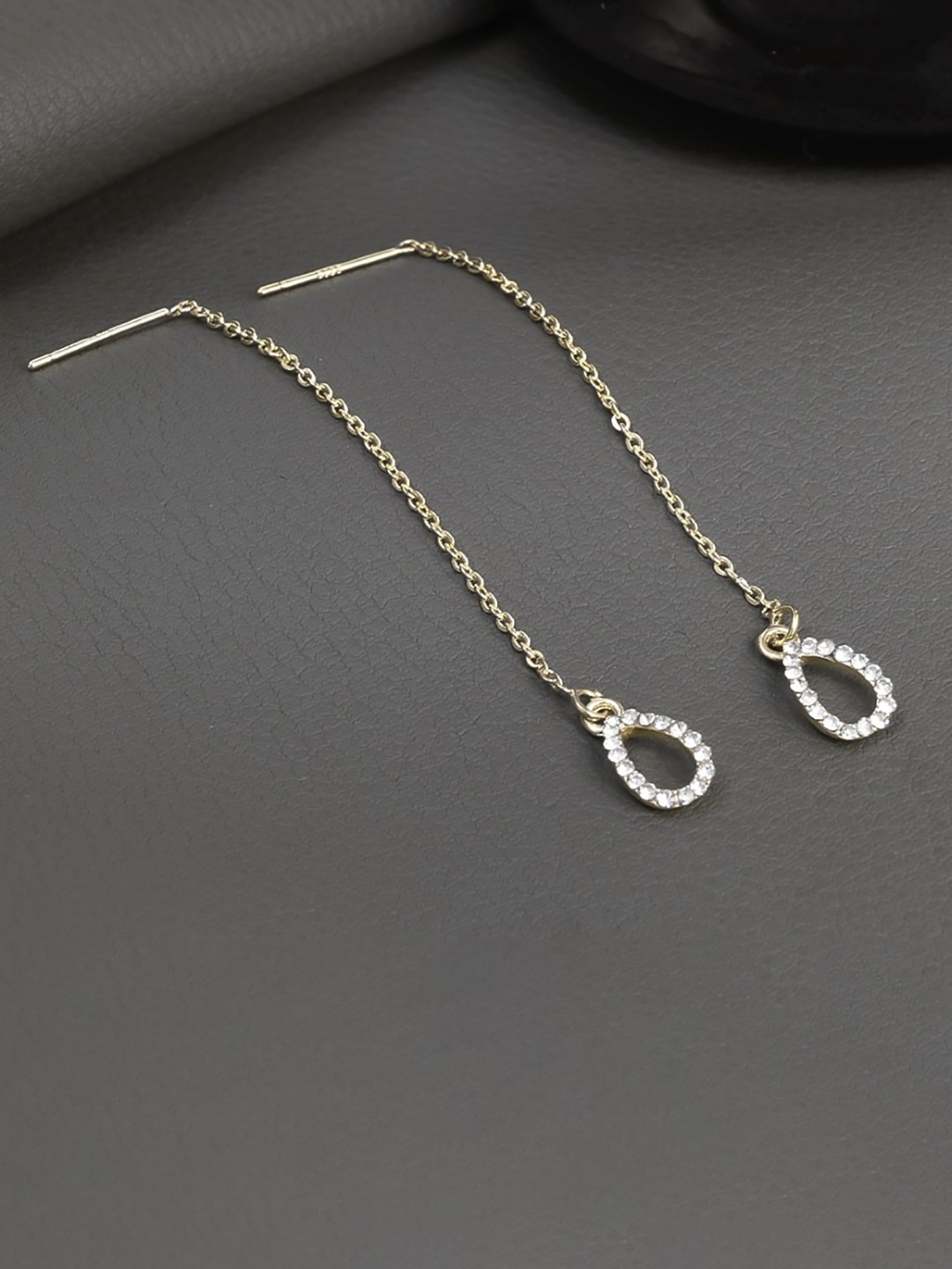 

EL REGALO Contemporary Drop Earrings, Gold