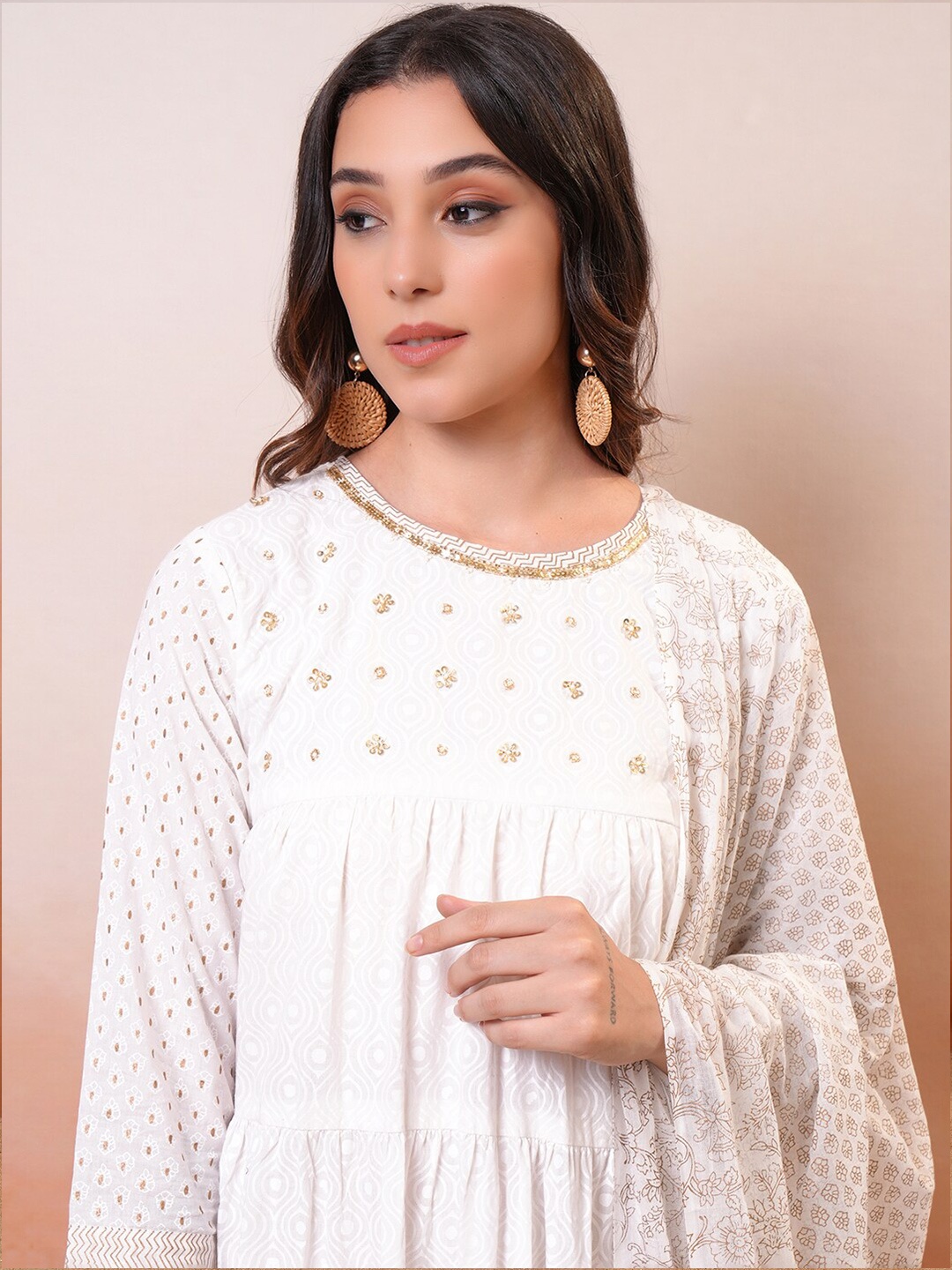 

Vishudh Embroidered Tiered Maxi Dress Set With Dupatta, White
