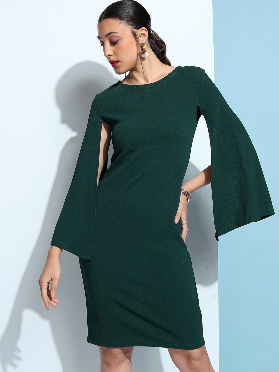 

Tokyo Talkies Green Slit Sleeve Bodycon Dress