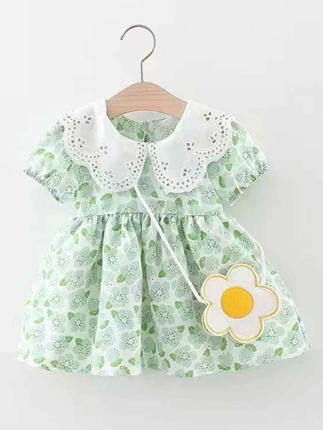 

Bold N Elegant Girls Floral Printed Crepe Fit & Flare Dress With Bag, Green