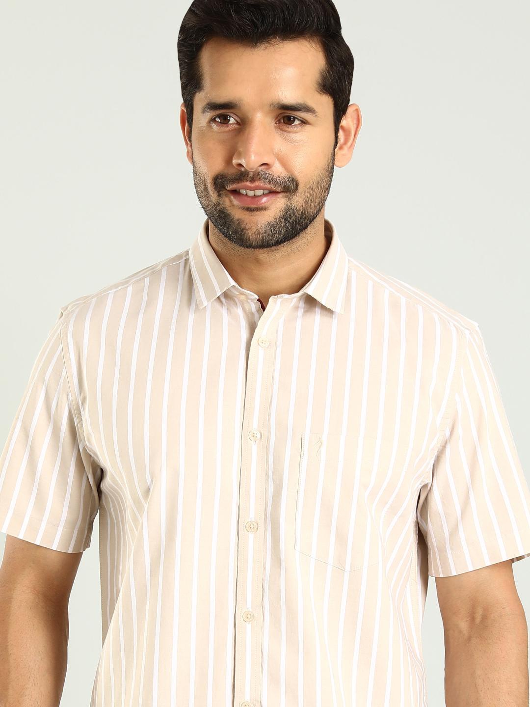 

Indian Terrain Vertical Striped Classic Slim Fit Cotton Opaque Casual Shirt, Cream