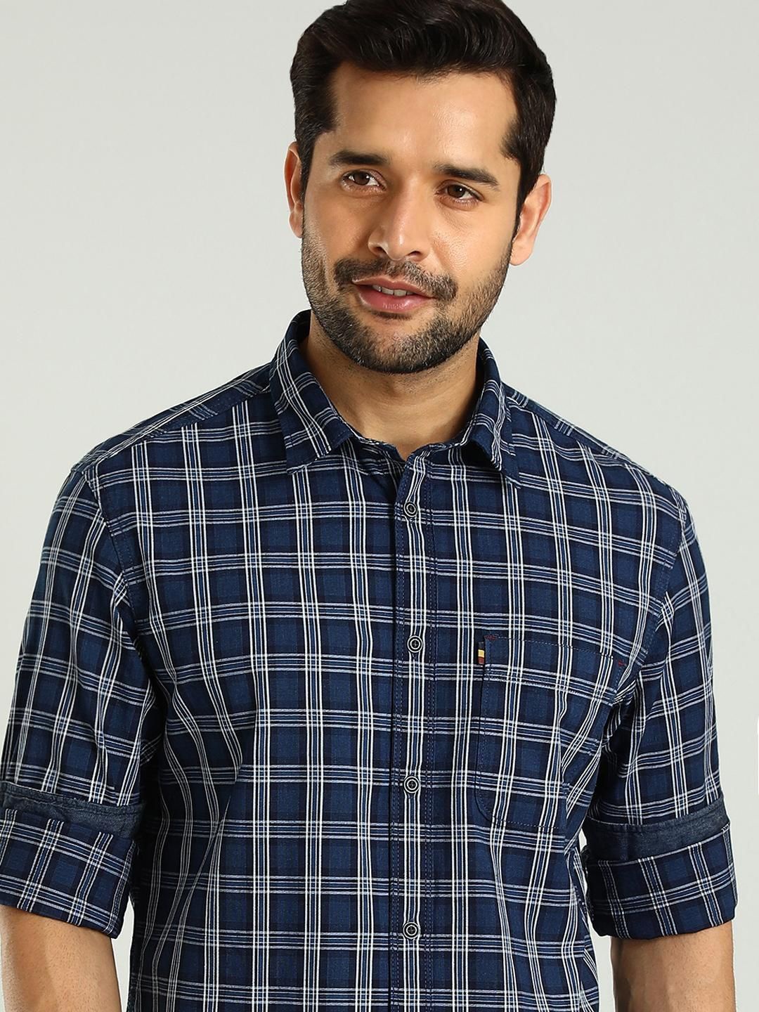 

Indian Terrain Classic Slim Fit Checked Pure Cotton Casual Shirt, Blue