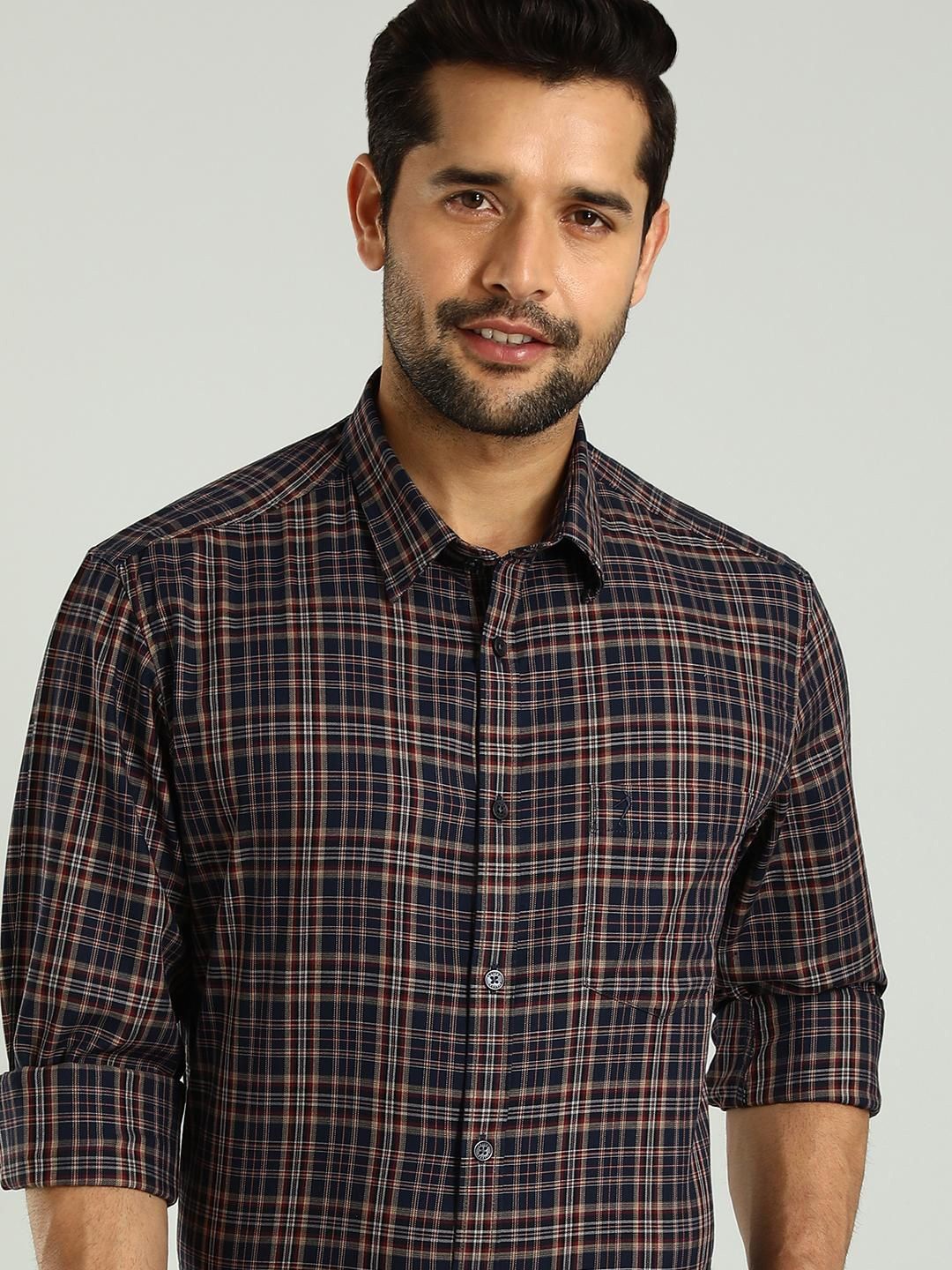 

Indian Terrain Classic Spread Collar Slim Fit Tartan Checks Checked Cotton Casual Shirt, Black