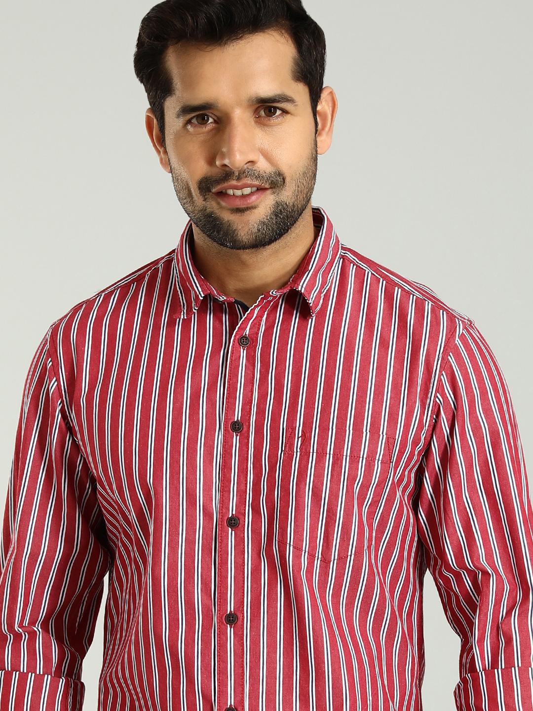 

Indian Terrain Spread Collar Long Sleeves Chiseled Skinny Fit Cotton Striped Casual Shirt, Red