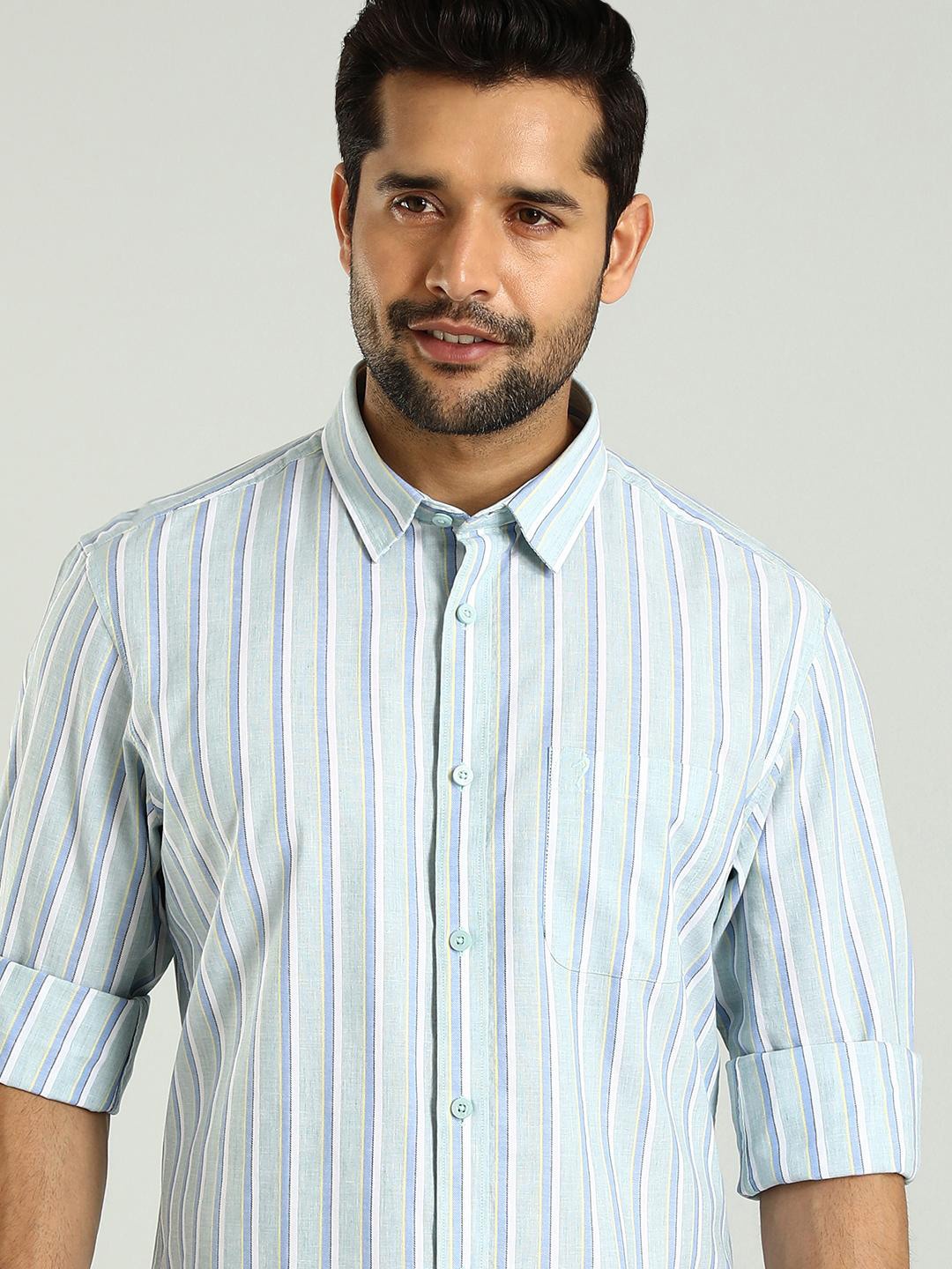 

Indian Terrain Classic Spread Collar Slim Fit Striped Cotton Casual Shirt, Green