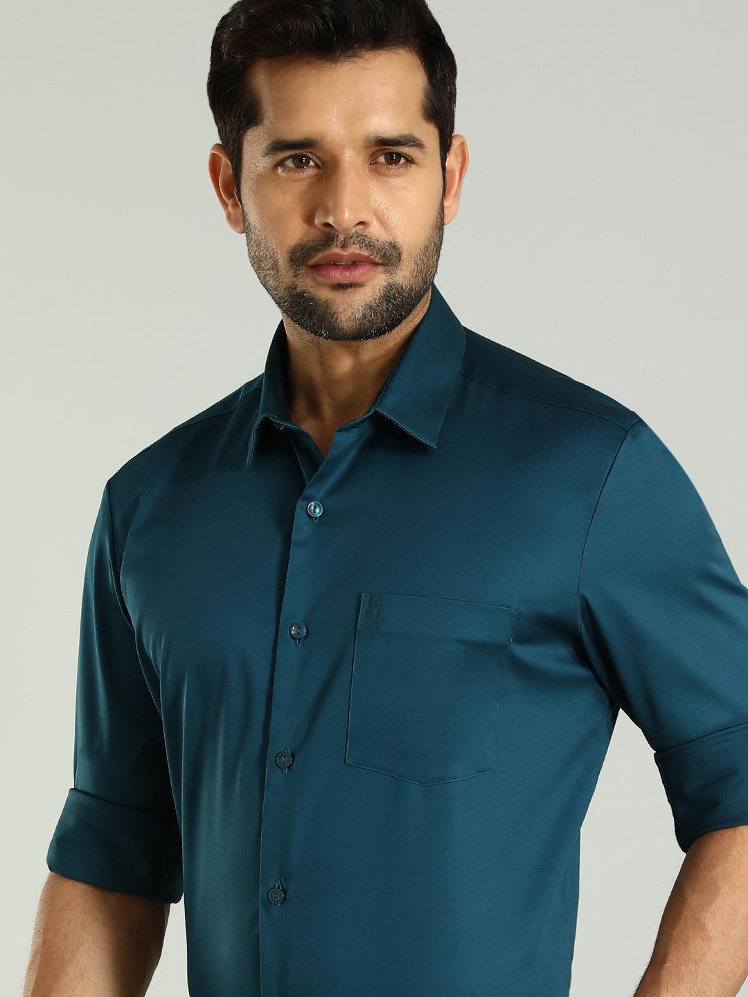 

Indian Terrain Premium Tailored Fit Opaque Cotton Casual Shirt, Blue