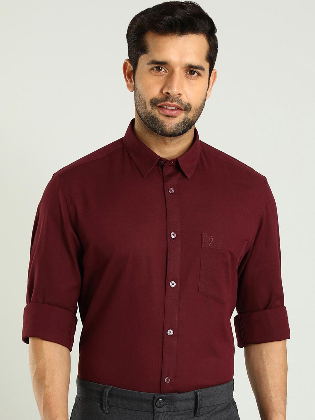 

Indian Terrain Classic Slim Fit Cotton Casual Shirt, Red