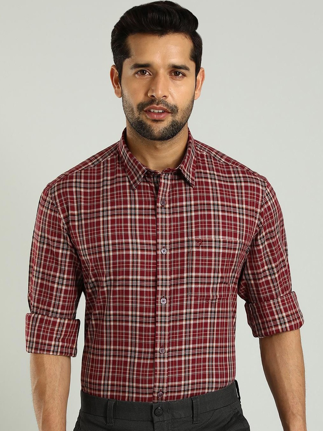

Indian Terrain Classic Slim Fit Tartan Checks Cotton Casual Shirt, Red