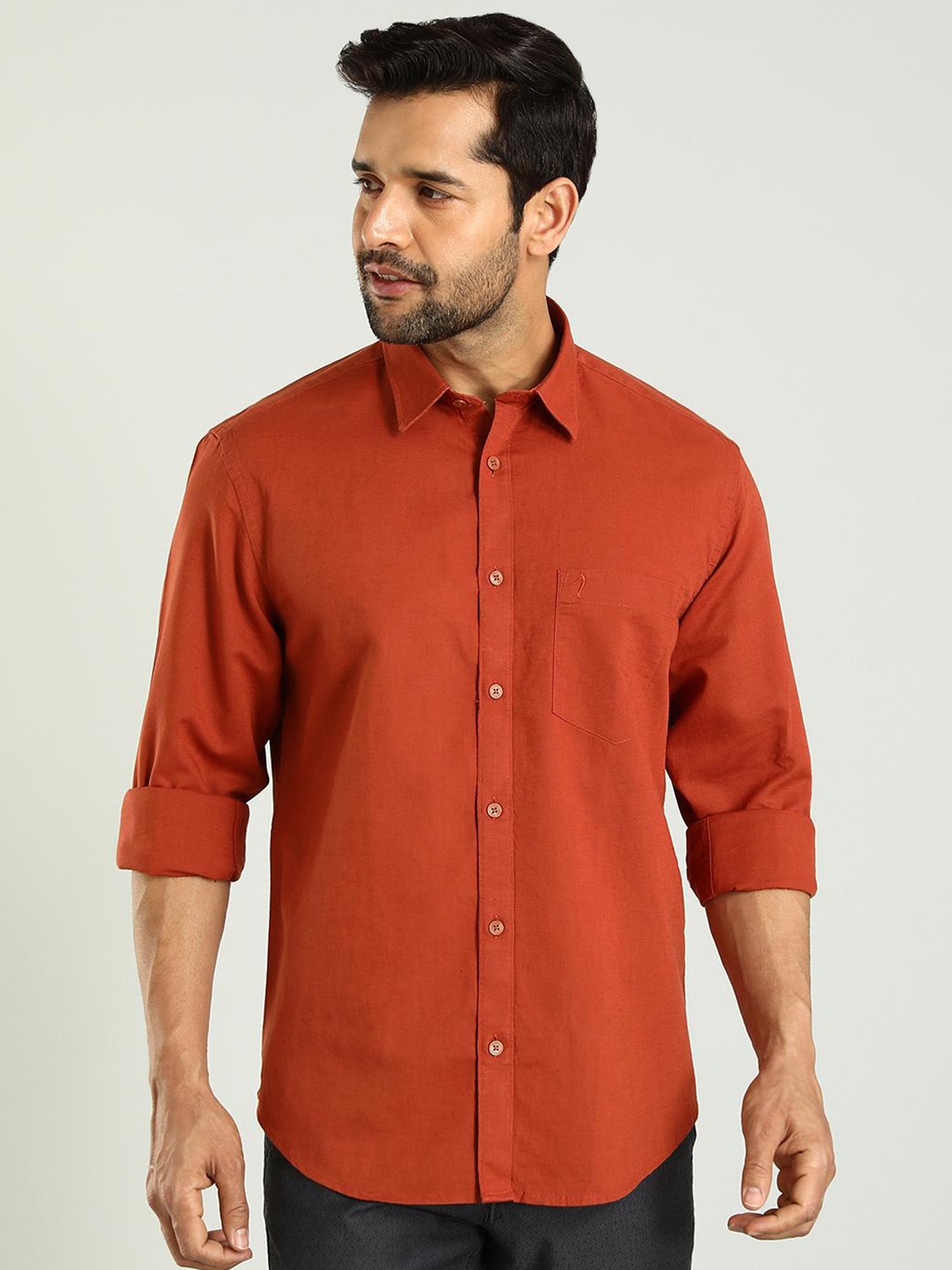 

Indian Terrain Slim Fit Spread Collar Long Sleeves Cotton Casual Shirt, Red