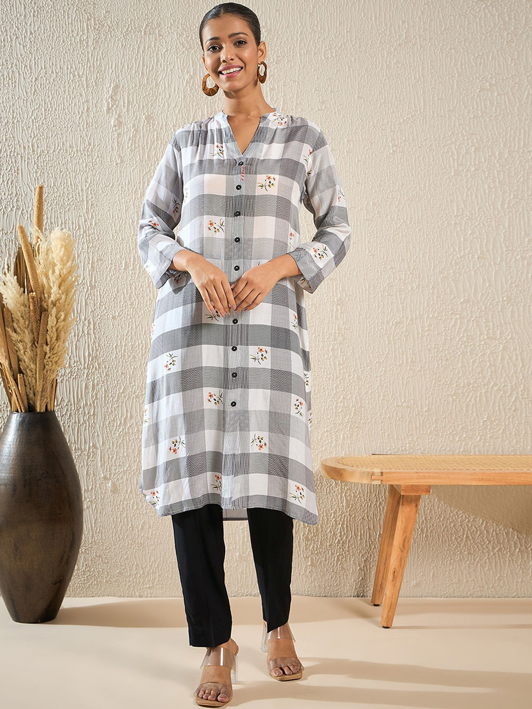 

STADO Checked Printed Regular Kurta & Trousers, Grey