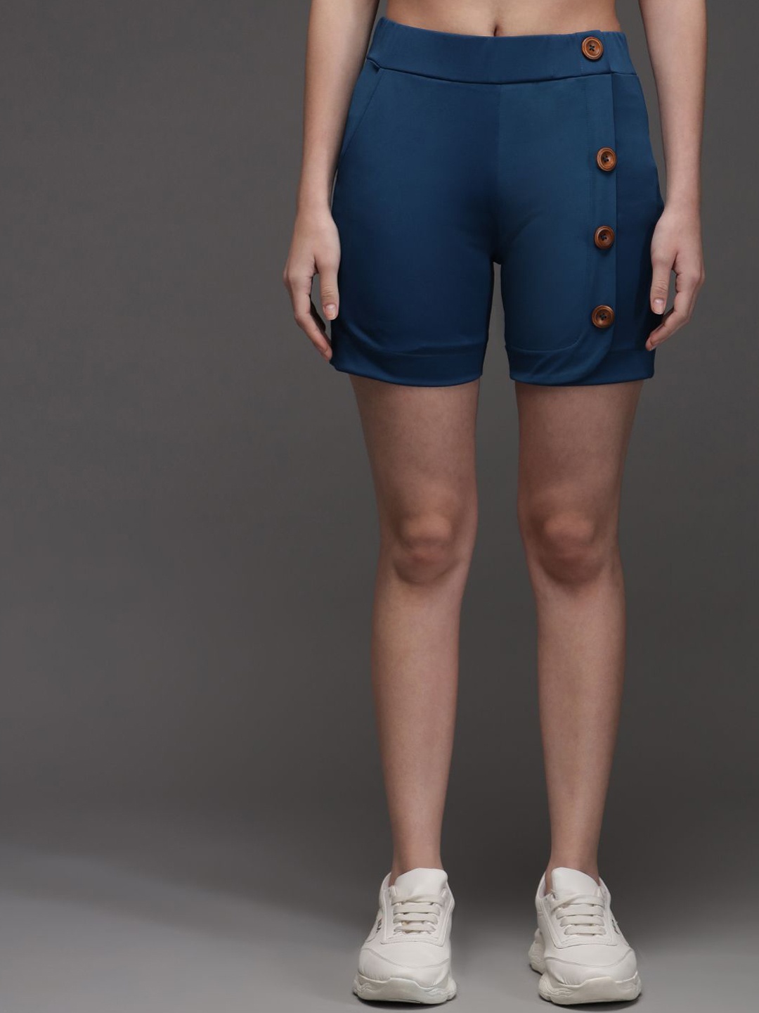 

TANDUL Women Button Detail Mid Rise Shorts, Blue