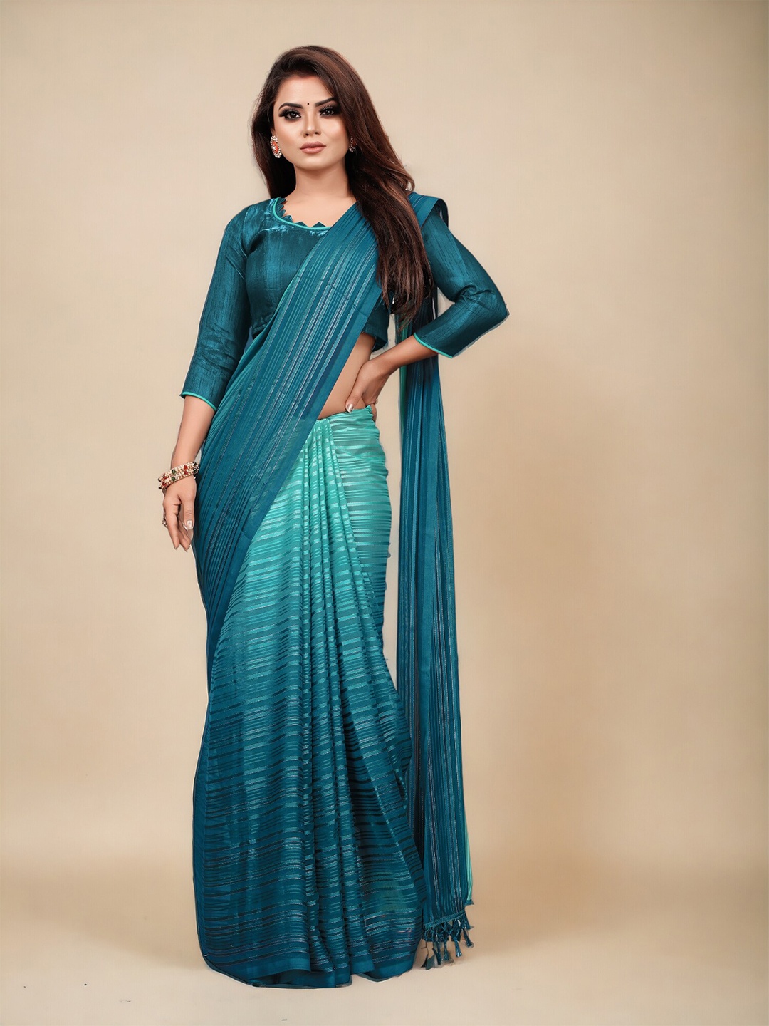 

CARTYSHOP Striped Pure Georgette Saree, Blue
