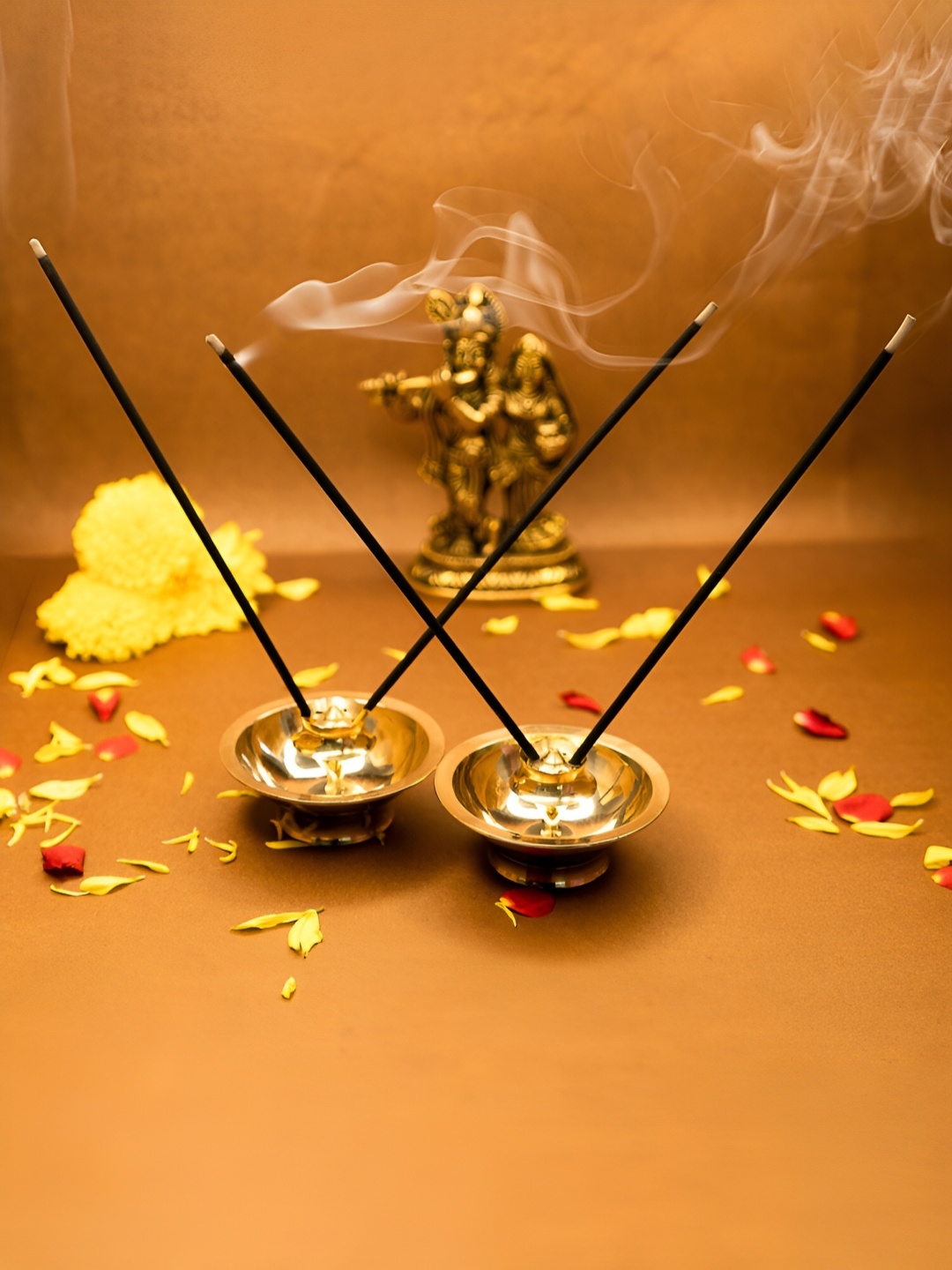 

Ekhasa Gold toned 2 Pieces Brass Pooja Agarbatti Stands