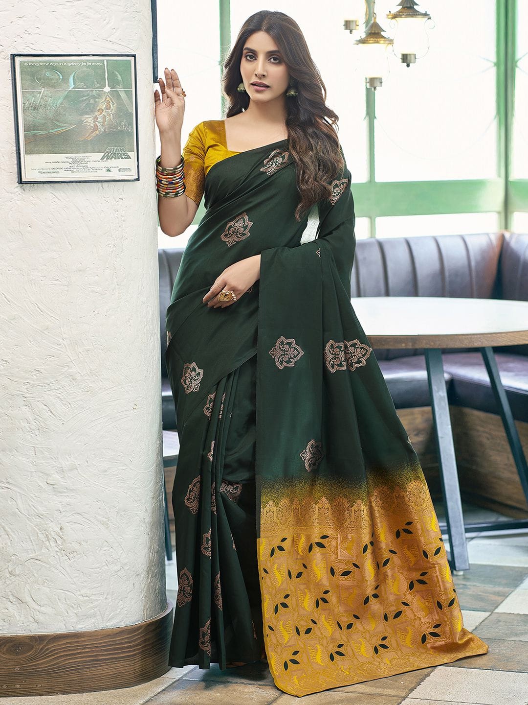 

Mitera Women Ethnic Motifs Zari Banarasi Saree, Green