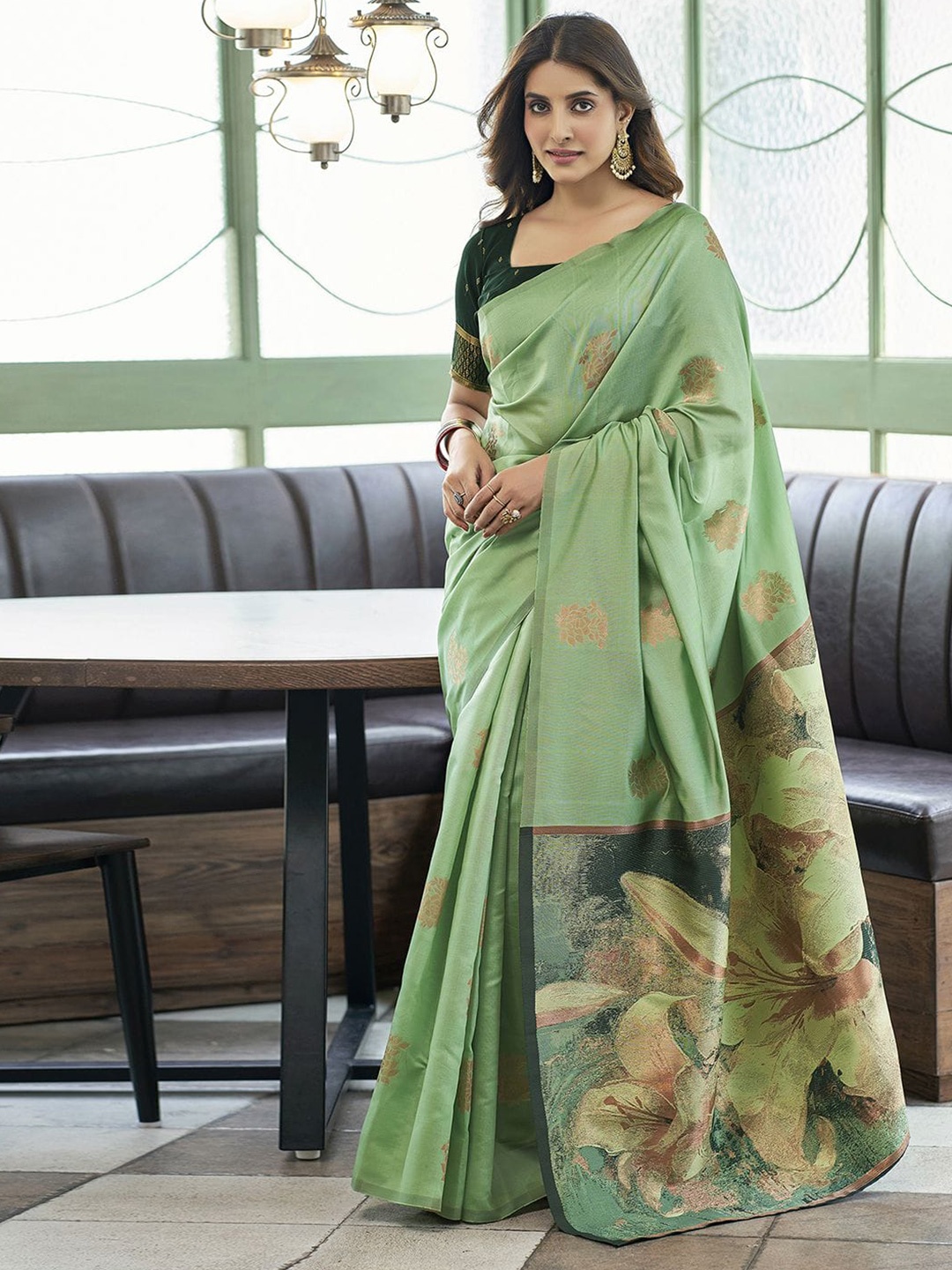 

Mitera Ethnic Motifs Zari Silk Blend Banarasi Saree, Lime green