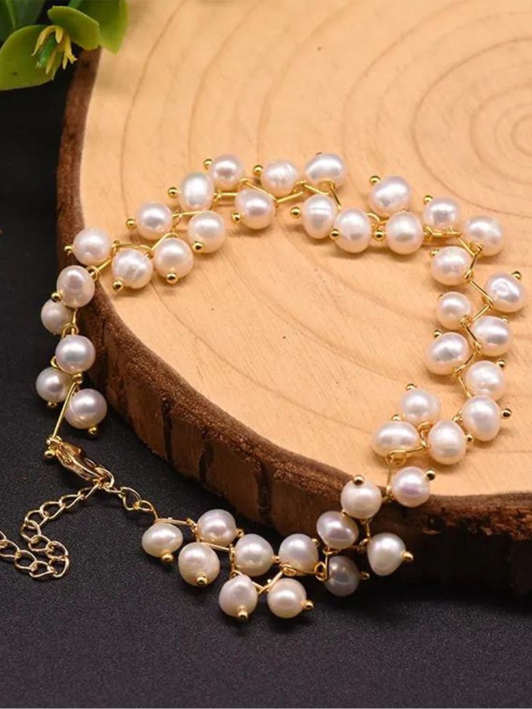 

CHOKORE Women Freshwater Pearls Link Bracelet, White