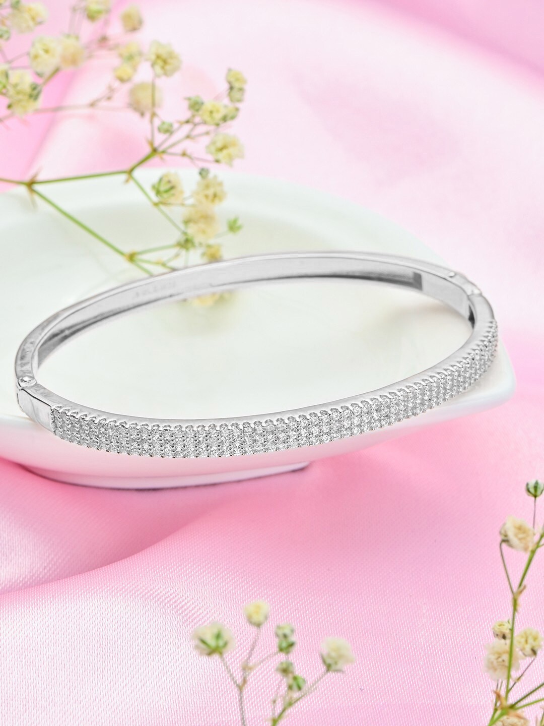 

Zavya Women Sterling Silver Cubic Zirconia Rhodium-Plated Bangle-Style Bracelet