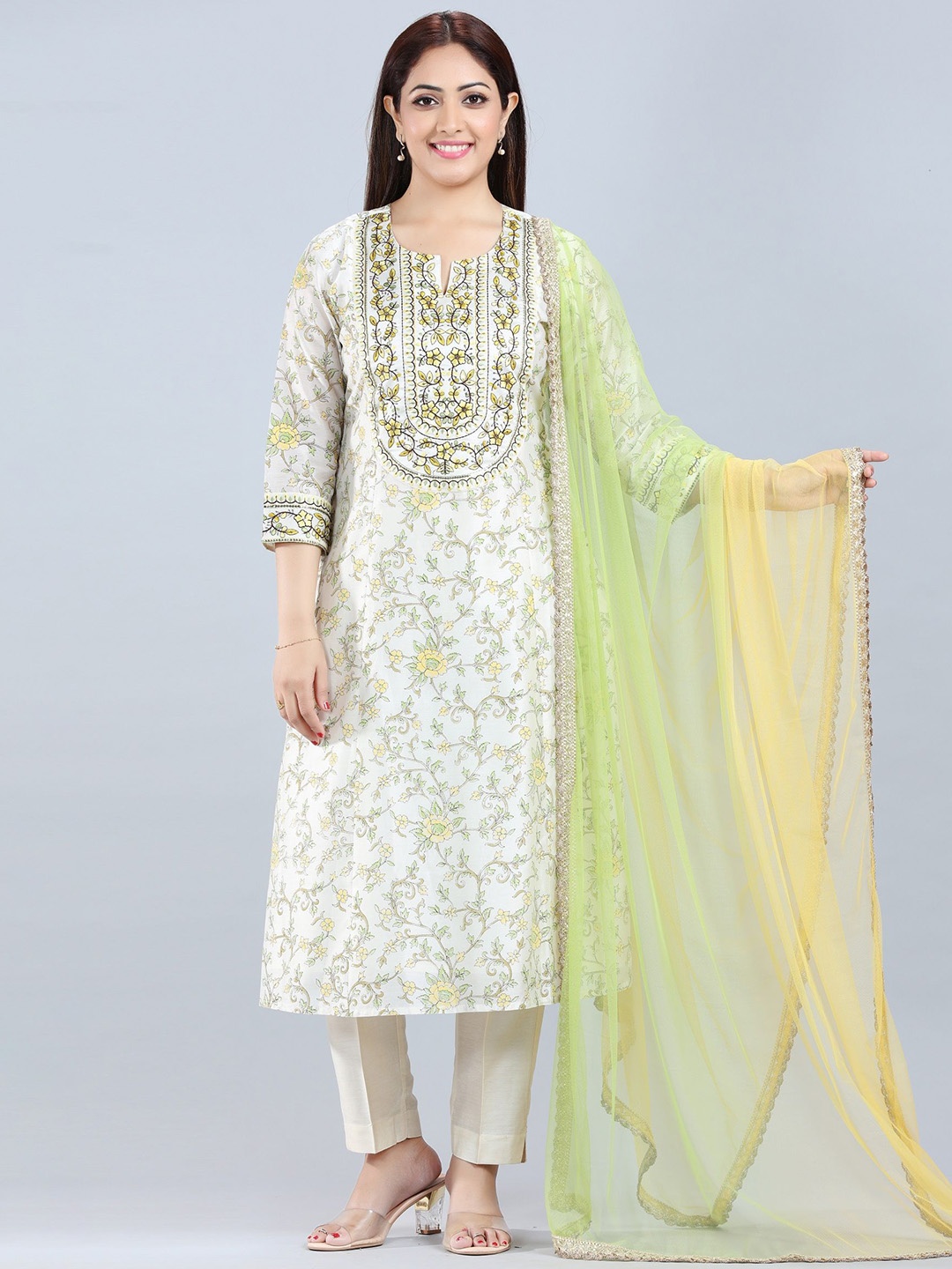 

COTTON CULTURE Ethnic Motifs Embroidered Kurta With Trouser & Dupatta, Off white