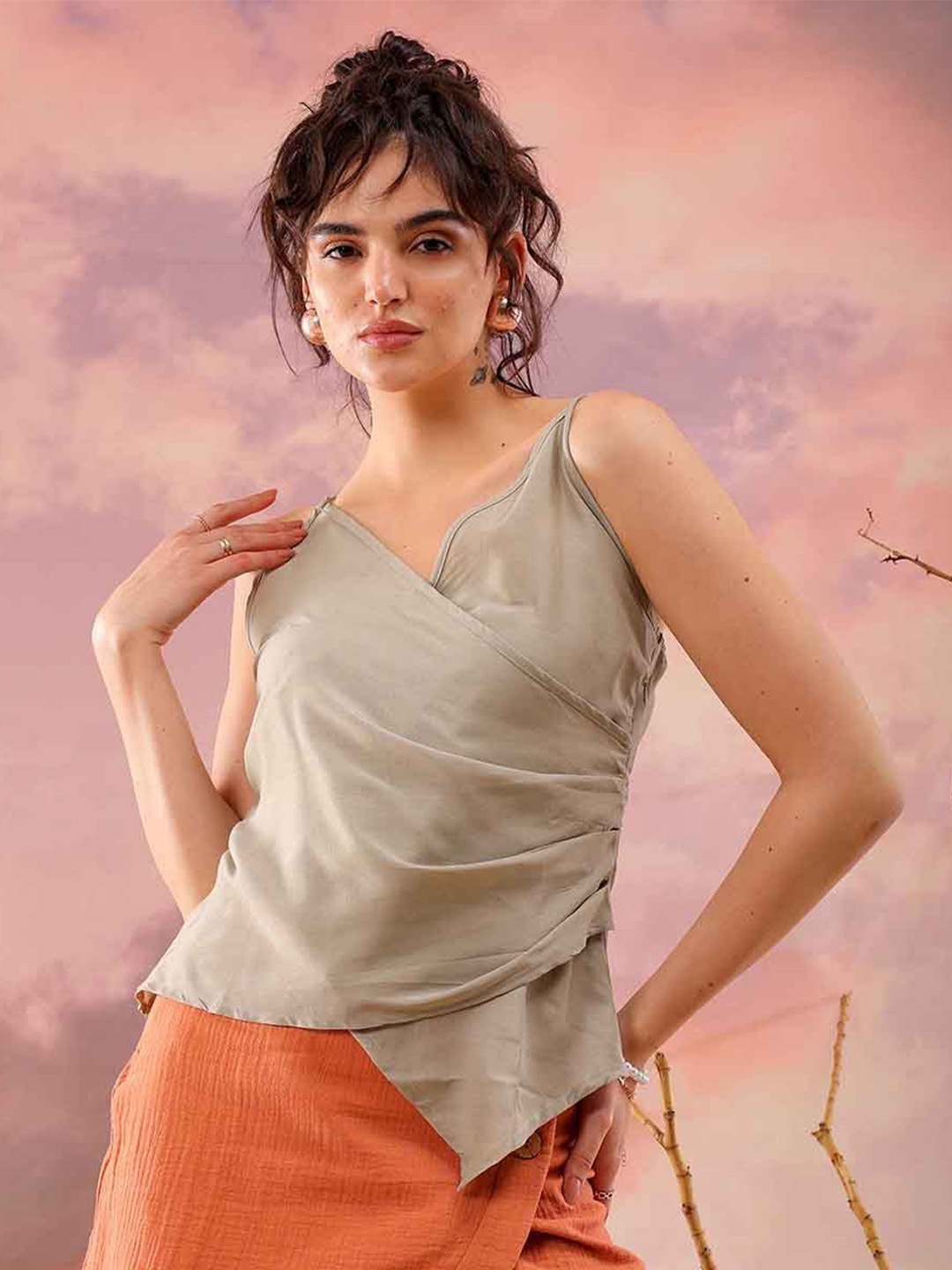 

Freehand by The Indian Garage Co Women V-Neck Wrap Top, Grey