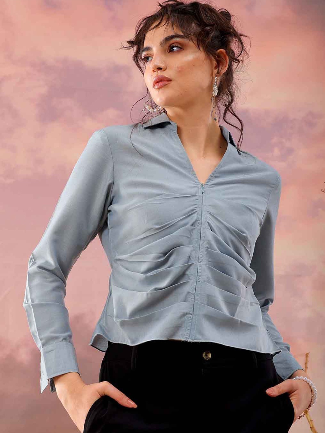 

Freehand by The Indian Garage Co Shirt Style V-Neck Top, Blue