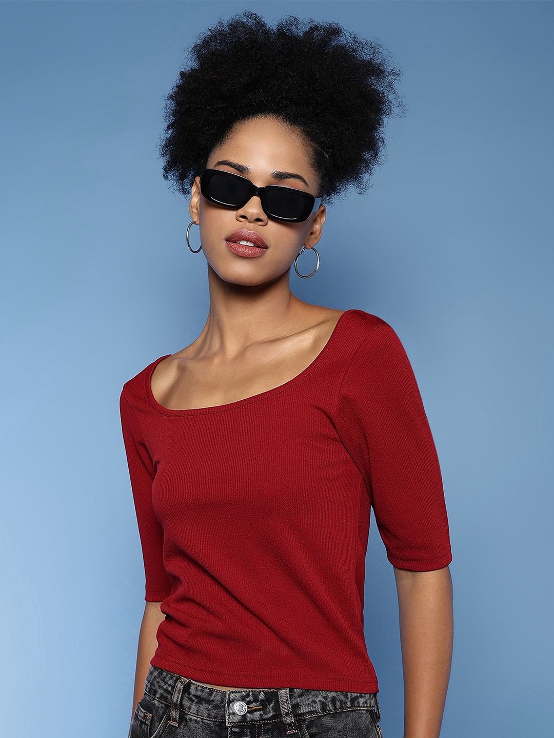 

The Roadster Lifestyle Co Round Neck Crop Top, Maroon