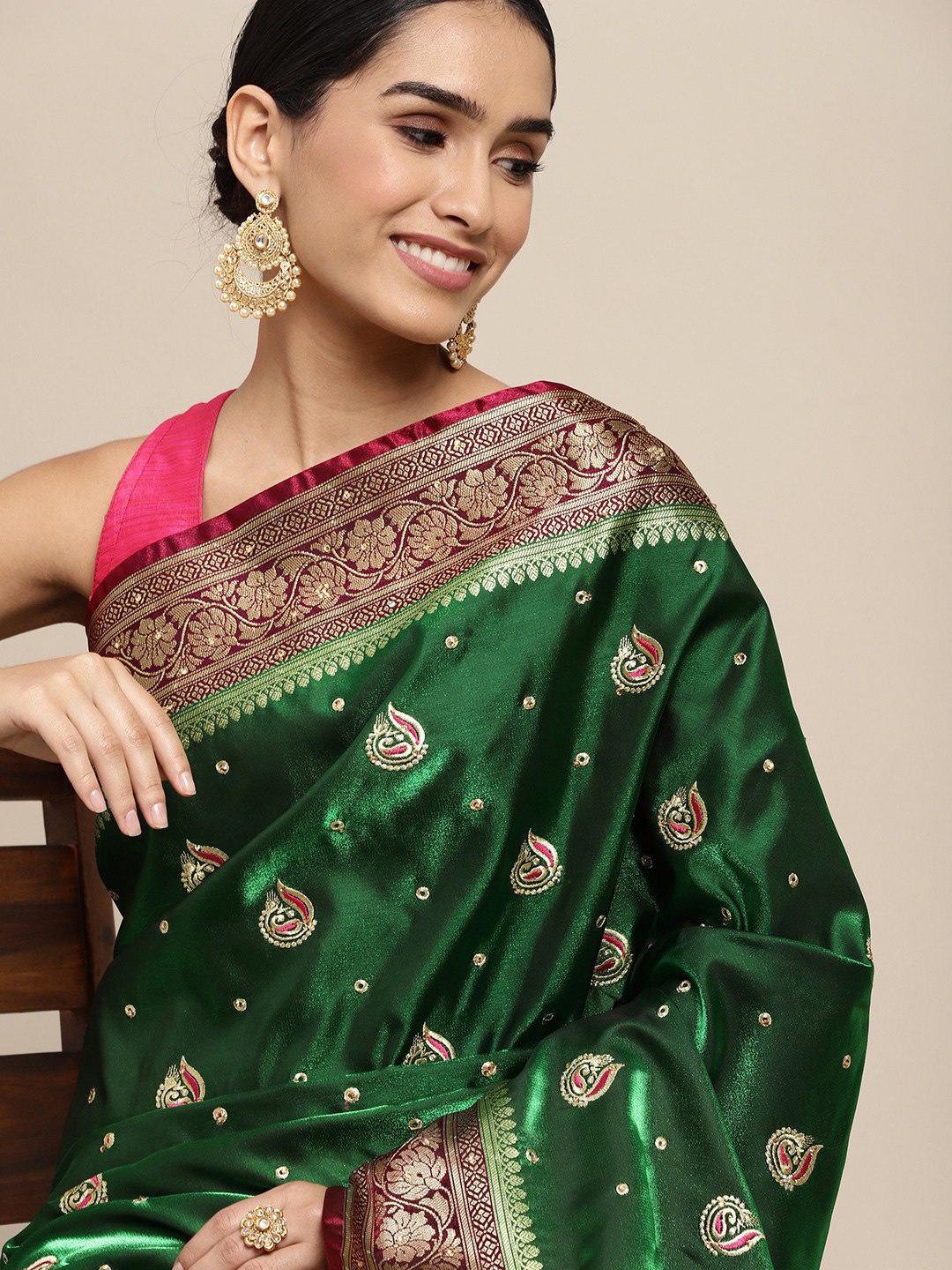 

REALLTREND Women Ethnic Motifs Zari Pure Silk Kanjeevaram Saree, Green