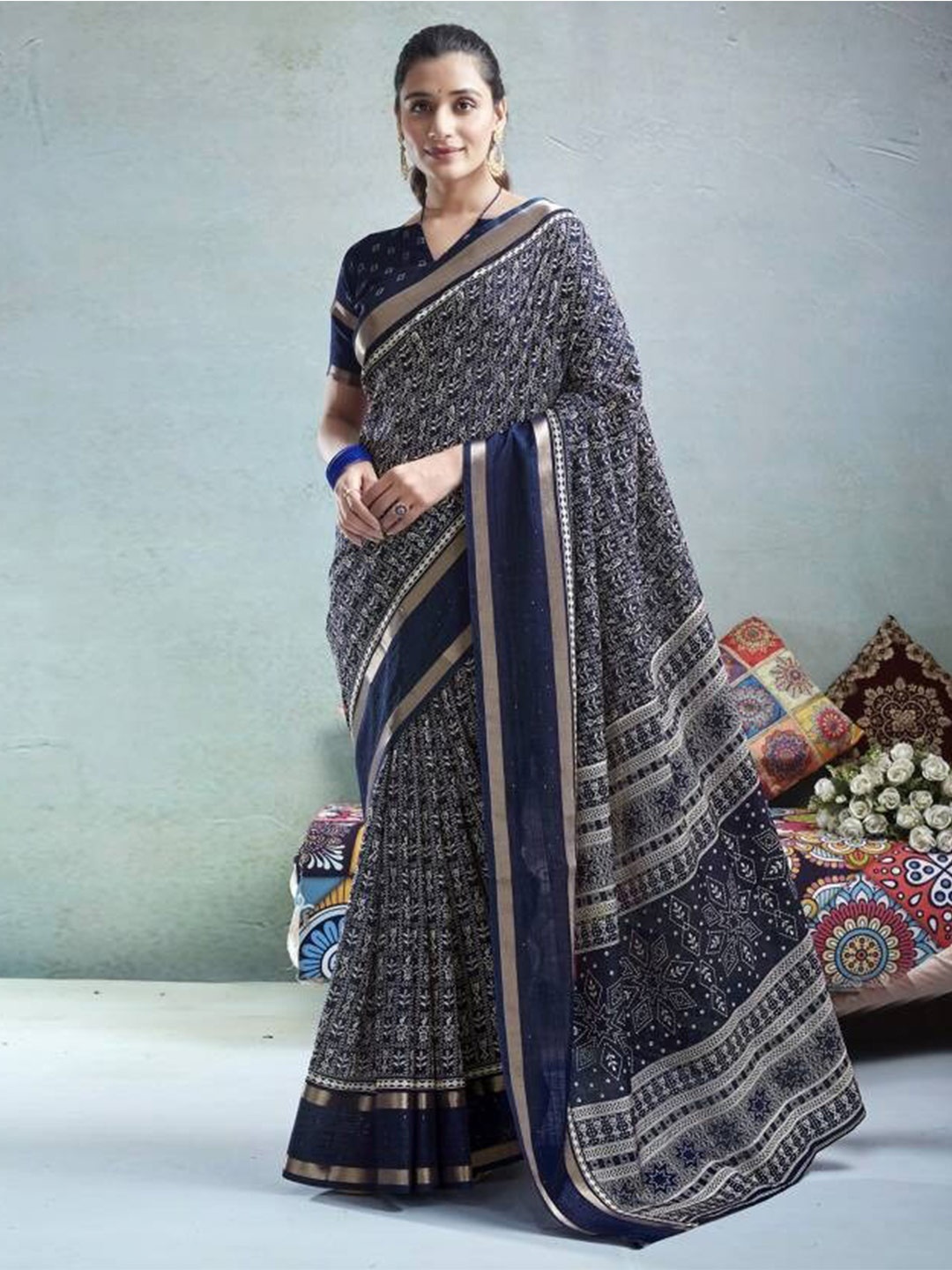 

SANJANA SILK Ethnic Motifs Zari Saree, Navy blue