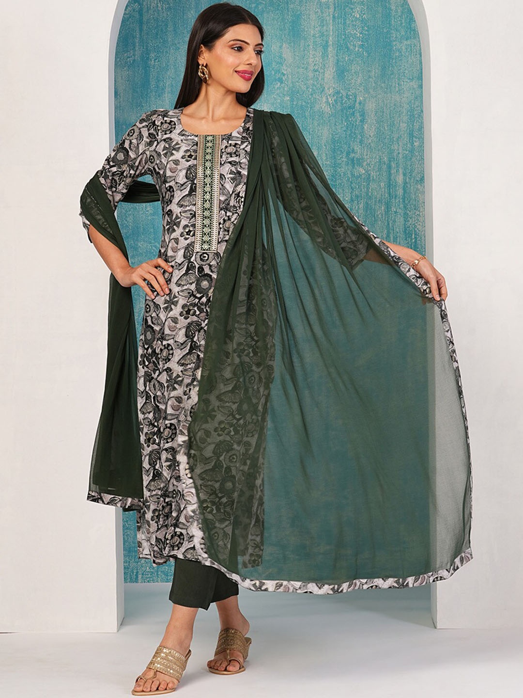 

Anni Designer Ethnic Motifs Printed Straight Kurta with Trousers & Dupatta, Grey