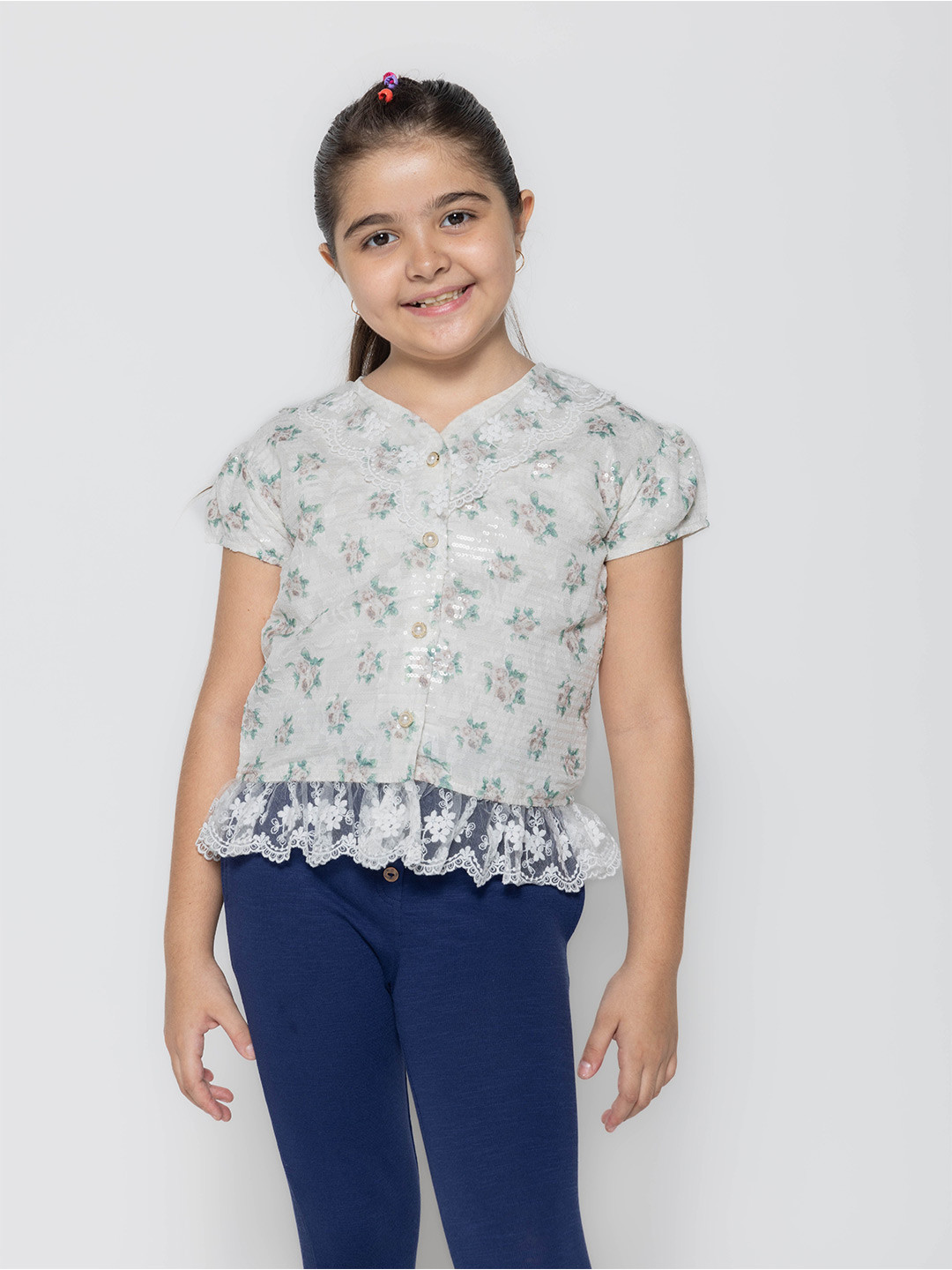 

PAMPOLINA Girls Printed Floral Puff Sleeves V Neck Top, Green