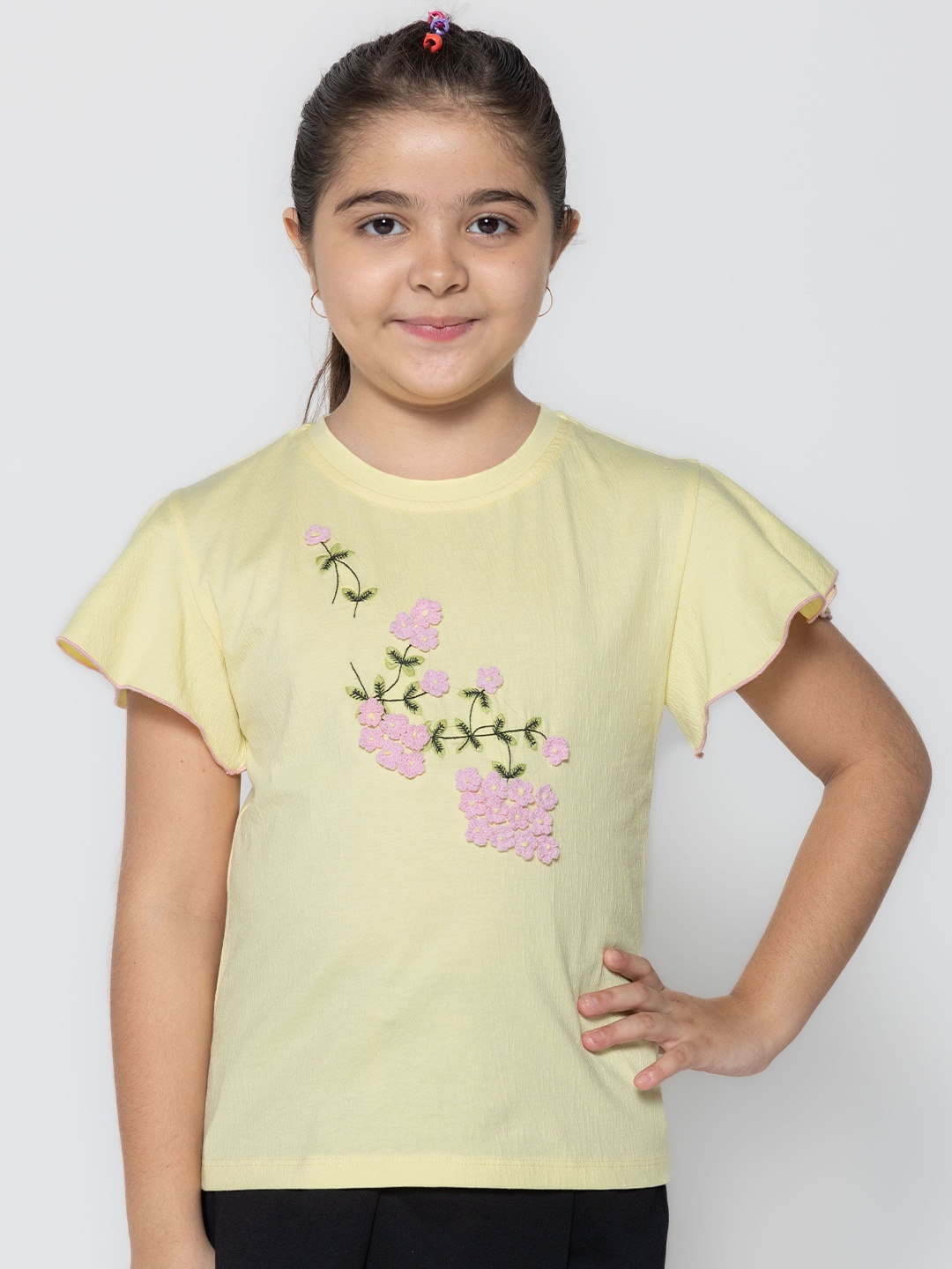 

PAMPOLINA Girls Floral Printed Round Flutter Sleeves Cotton Top, Yellow