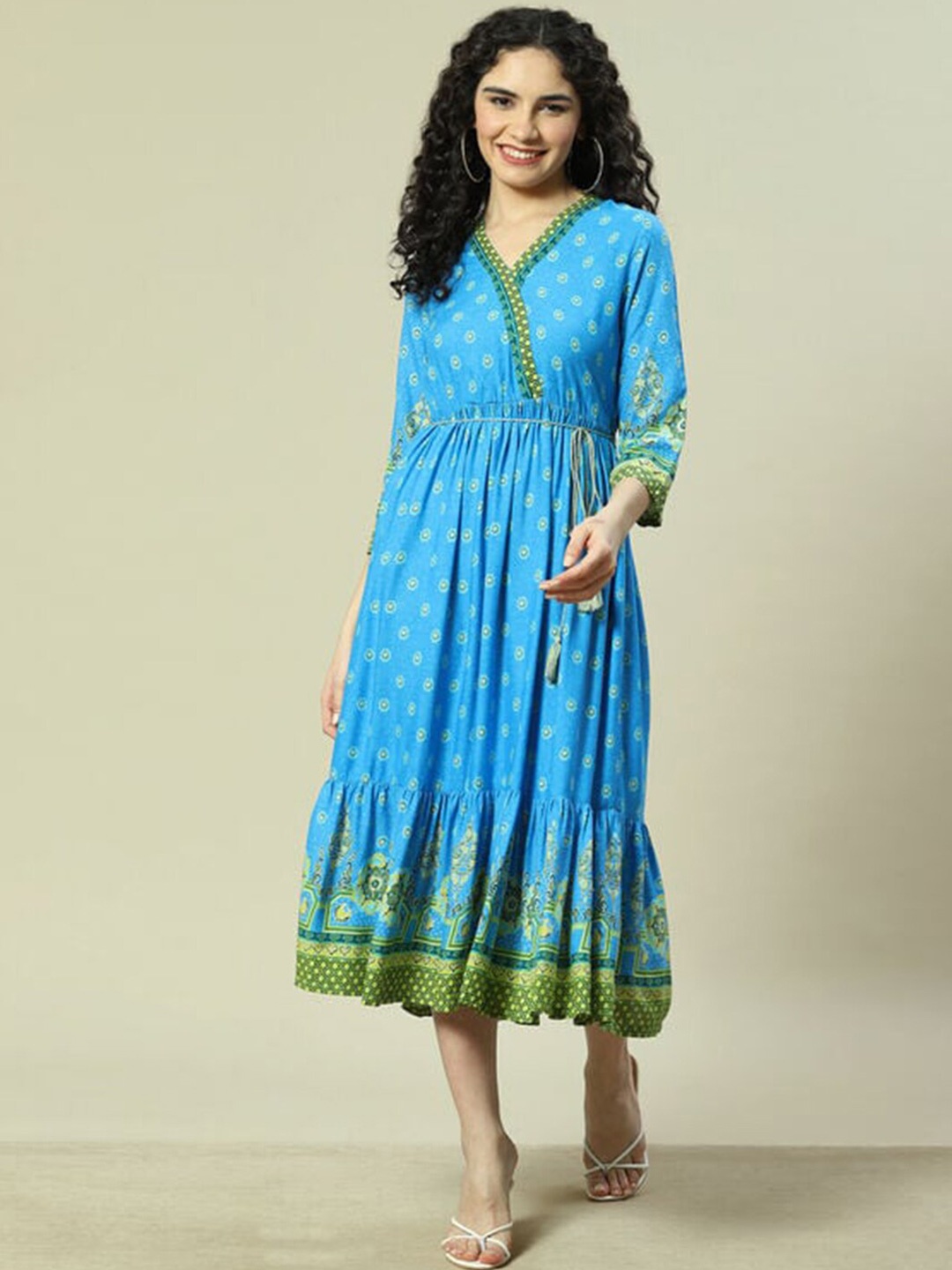 

Rangriti Women Ethnic Motifs Print A-Line Midi Dress, Blue