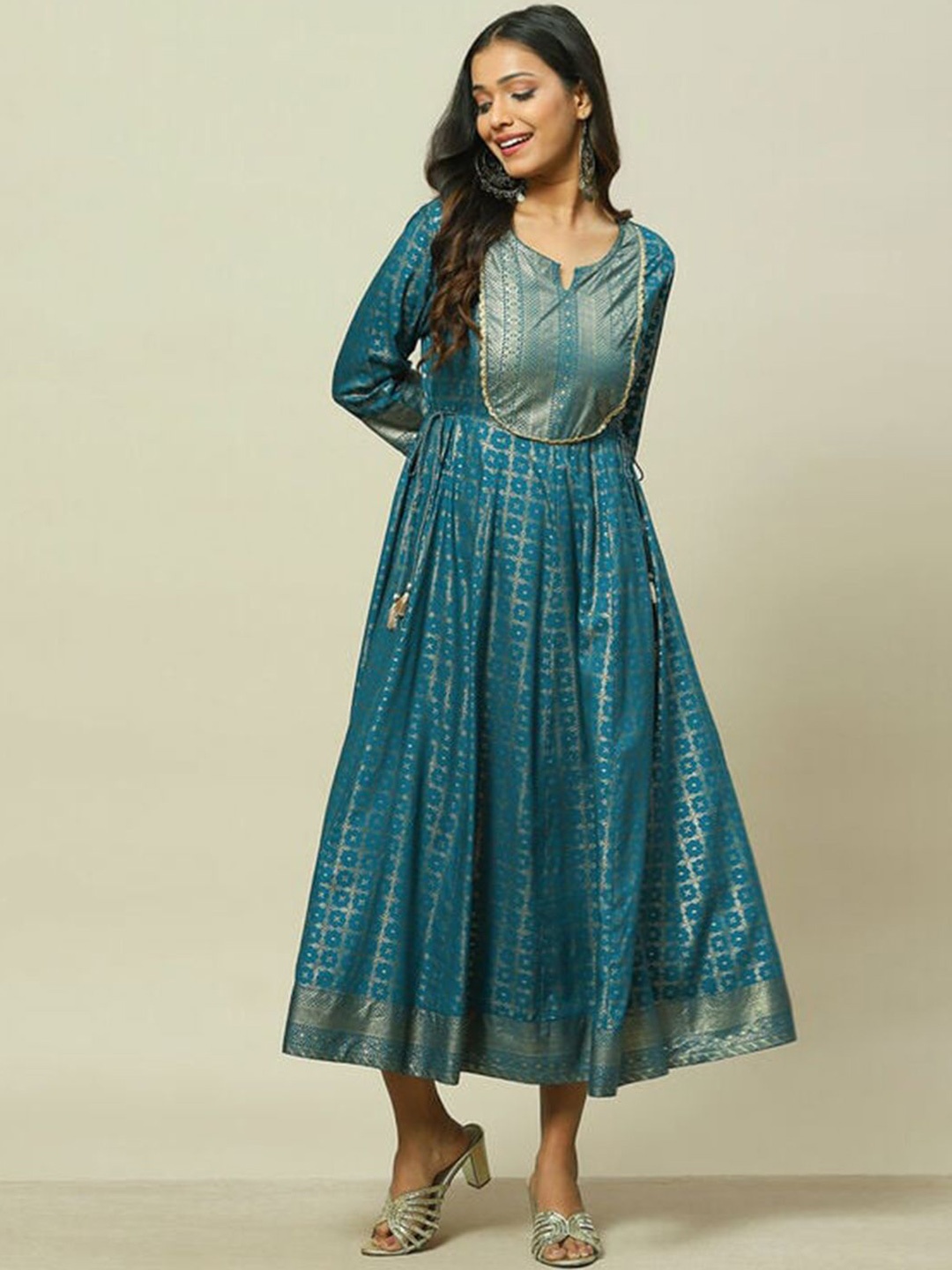 

Rangriti Ethnic Motifs Printed Fit & Flare Ethnic Maxi Dress, Teal