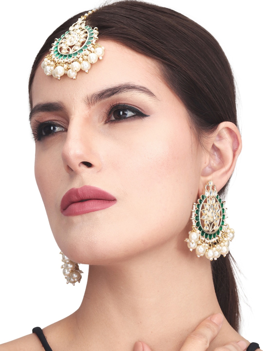 

Anvik Gold-Plated Kundan & Beaded Jewellery Set