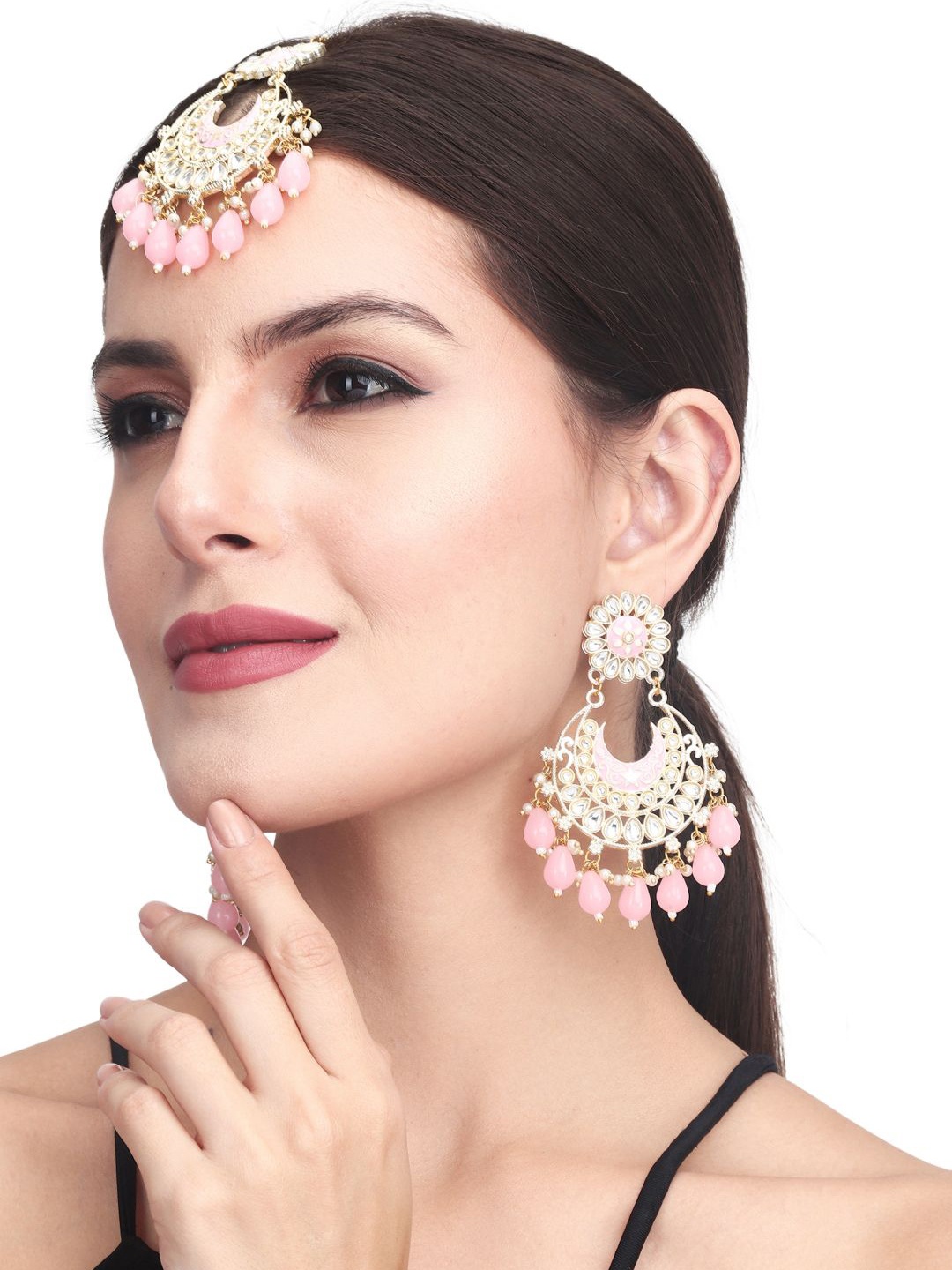 

Anvik Gold-Plated Kundan-Studded & Beaded Jewellery Set