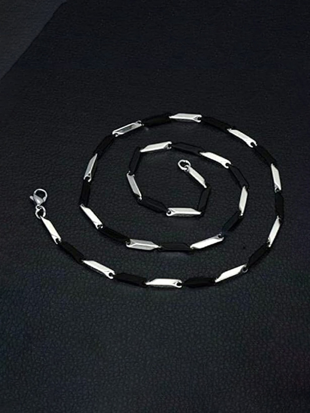 

MEENAZ Unisex Silver-Plated Chain