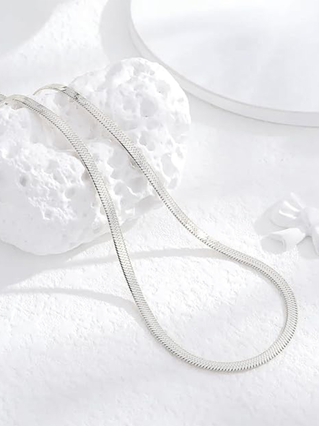 

MEENAZ Unisex Silver-Plated Chain