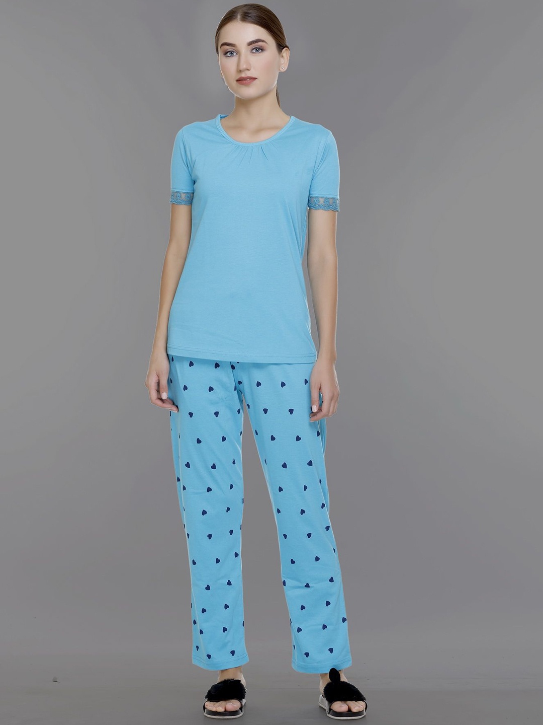 

BAESD Women Printed Night suit, Turquoise blue