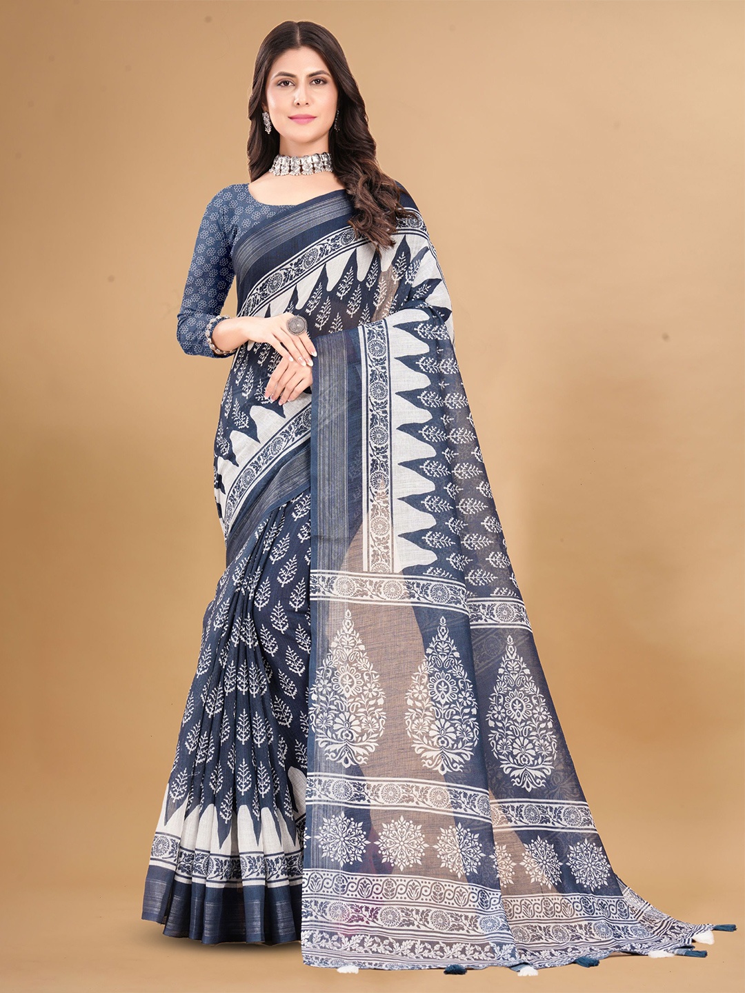 

DIVASTRI Ethnic Motifs Pure Linen Saree, Blue