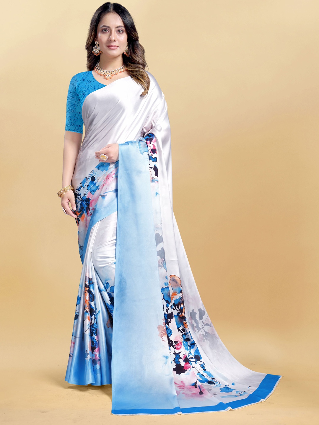 

DIVASTRI Floral Satin Saree, White