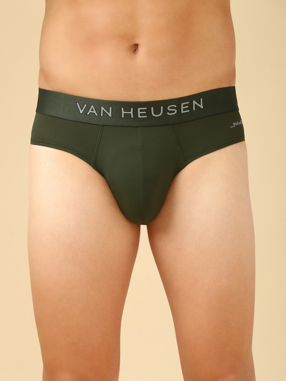 

Van Heusen High Stretch Mesh Basic Brief IHITR1AOF40007, Olive