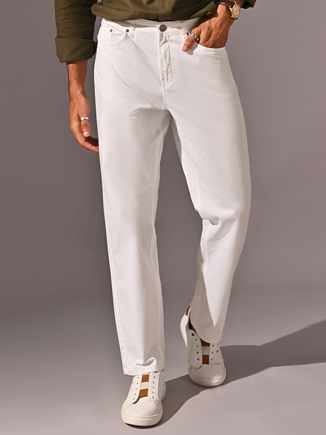 

KINGDOM OF WHITE Men Mid-Rise Classic Chinos Trousers