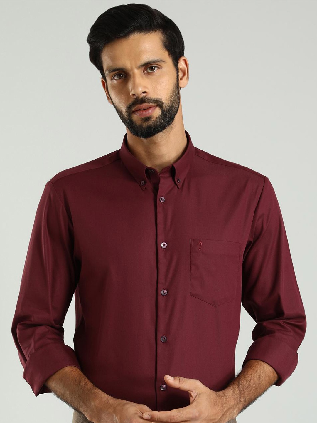 

Indian Terrain Classic Slim Fit Opaque Cotton Casual Shirt, Red