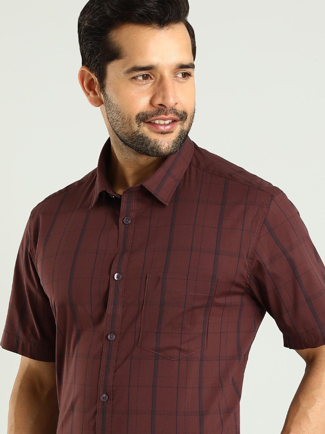 

Indian Terrain Spread Collar Short Sleeves Classic Slim Fit Cotton Checked Casual Shirt, Brown